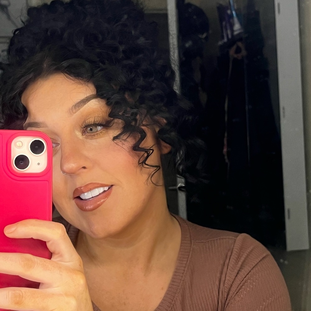 Meet your Posher, Cayley